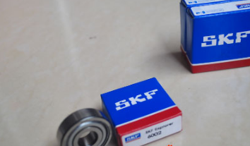 SKF 6002 single row deep groove ball bearings